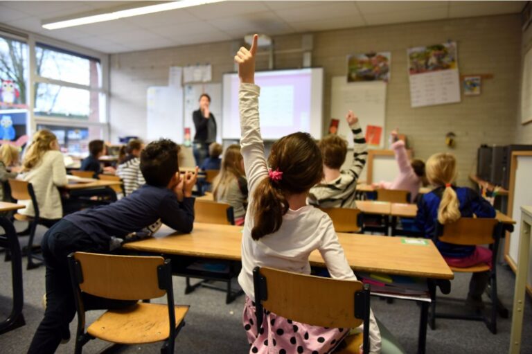Schoolwork and Soul Work: Helping Kids Study with Diligence and Grace
